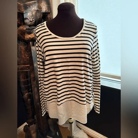 Anthropologie top - Picture 1 of 4